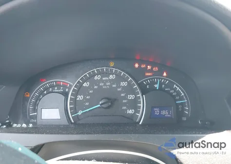 2013 Toyota Camry Le z USA, uszkodzony, nr VIN 4T1BF1FK6DU657272